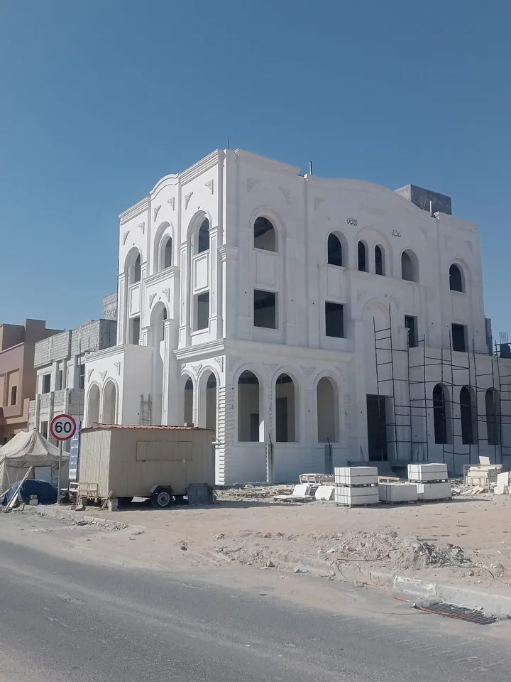 تكسية الواجهات أثناء التنفيذ